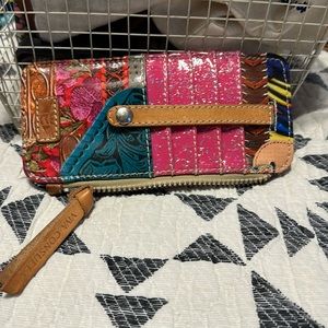 Consuela wallet